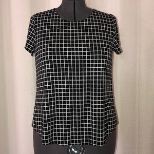 Alfani Black and White top